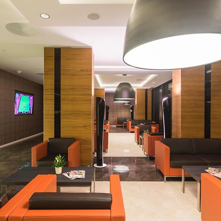Q Hotel Plus Krakow Dış mekan fotoğraf