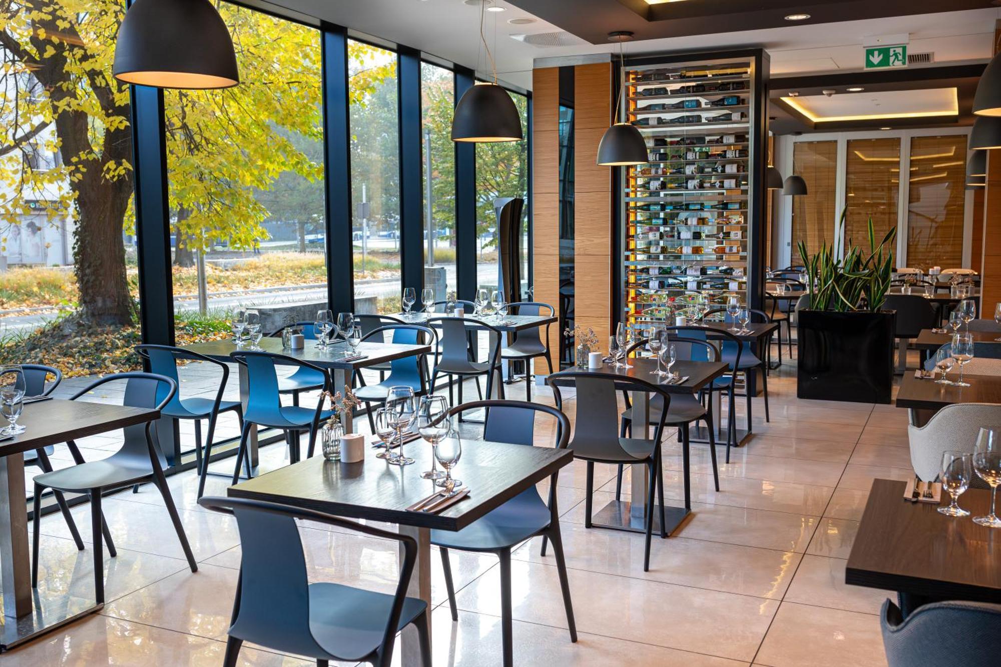 Q Hotel Plus Krakow Dış mekan fotoğraf