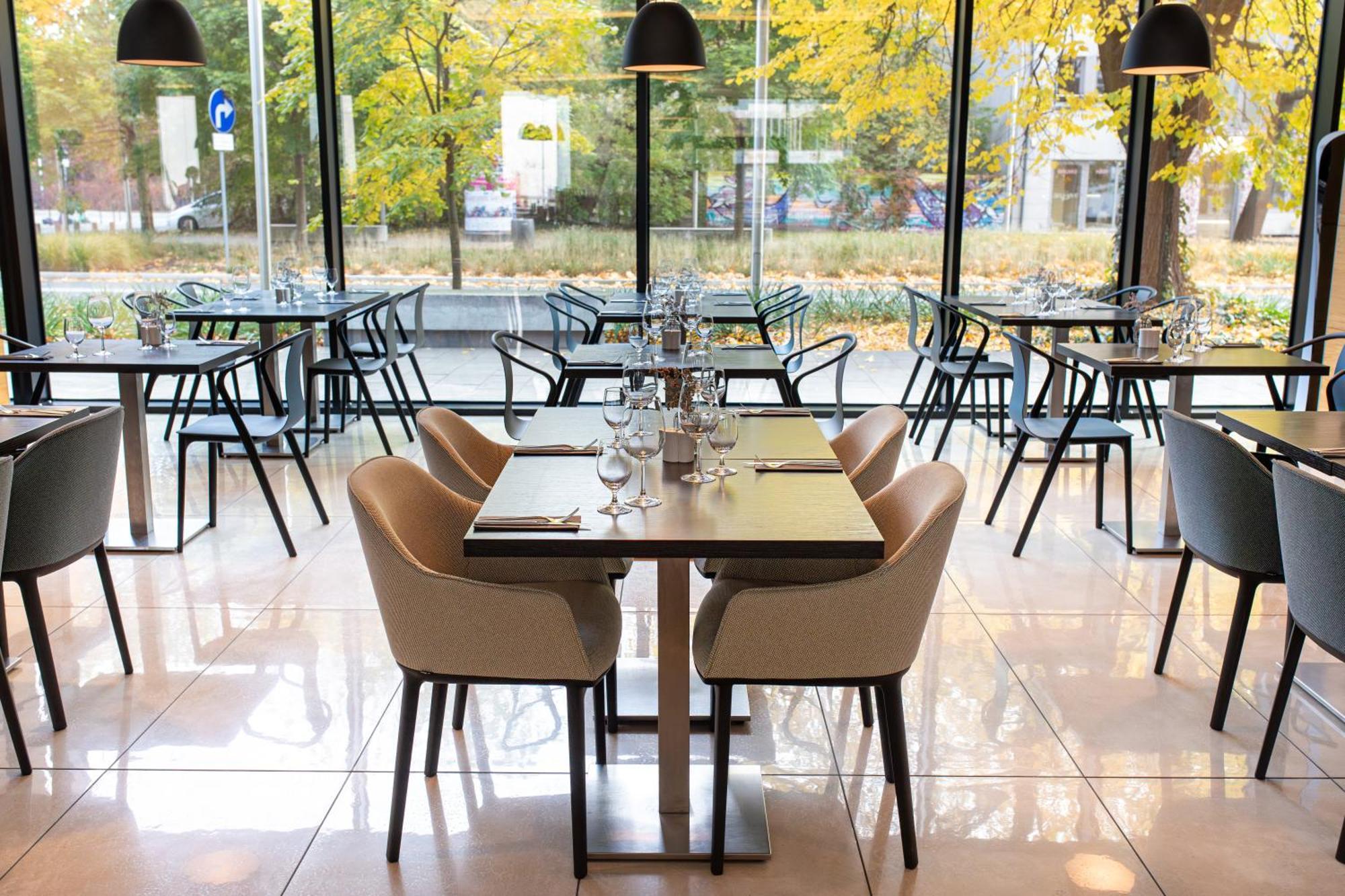 Q Hotel Plus Krakow Dış mekan fotoğraf